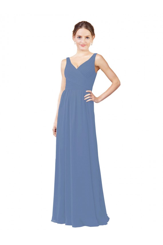 Compre Azul Windsor Cubierta Cuello en V Gasa Largo Vestidos de dama de honor