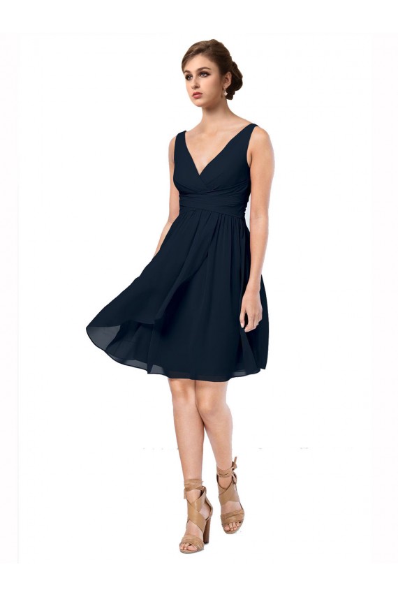Compre Azul marina oscuro línea A Cuello en V Gasa Corto Vestidos de dama de honor / Vestidos de cóctel