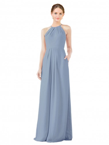 Compre Azul polvoriento Cubierta Halter Cuello Alto Gasa Largo Vestidos de dama de honor