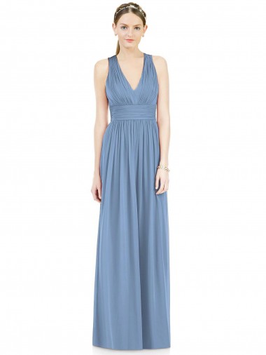 Compre Azul polvoriento línea A Cuello en V Gasa Largo Vestidos de dama de honor