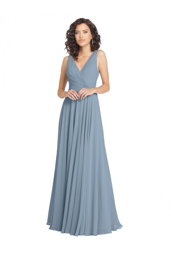 Compre Azul polvoriento línea A Cuello en V Gasa Largo Vestidos de dama de honor