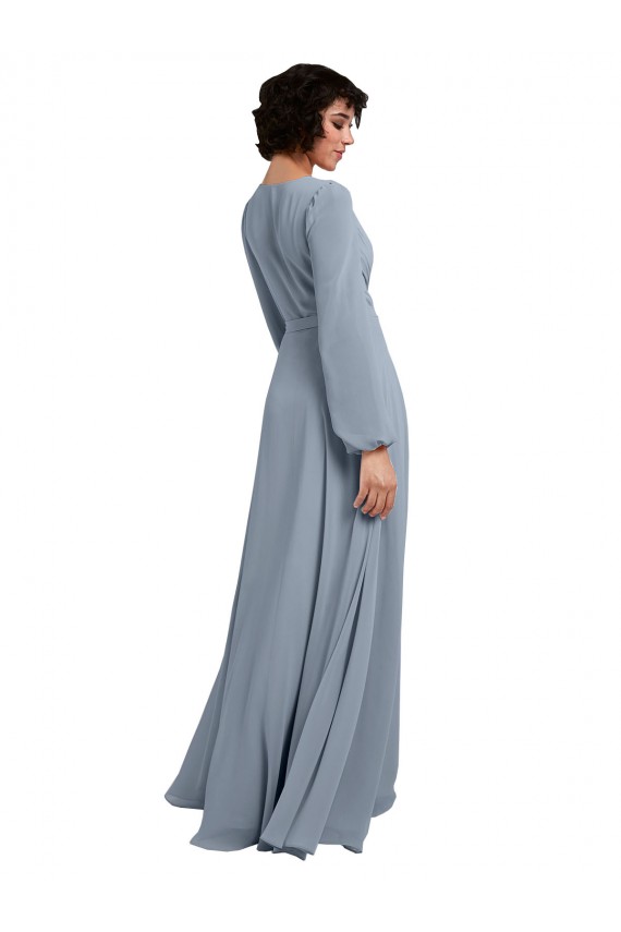 Compre Azul polvoriento línea A Cuello en V Gasa Largo Vestidos de dama de honor
