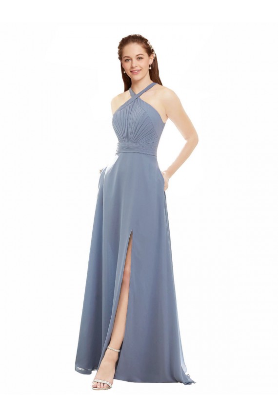 Compre Azul polvoriento línea A Halter Cuello Alto Gasa Largo Vestidos de dama de honor