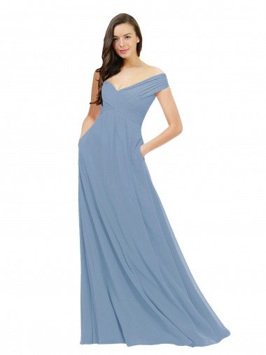 Compre Azul polvoriento línea A Hombros Descubiertos Gasa Largo Vestidos de dama de honor