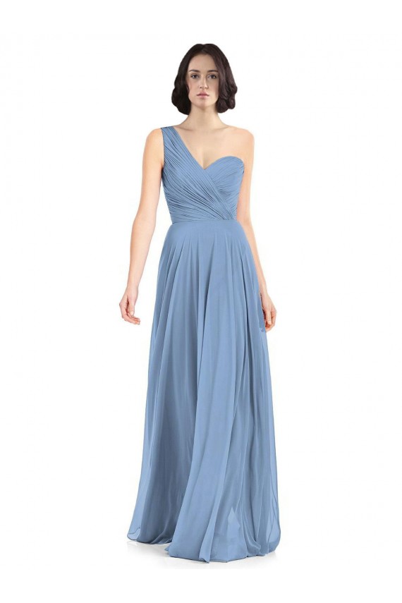 Compre Azul polvoriento línea A Un Hombre Gasa Largo Vestidos de dama de honor