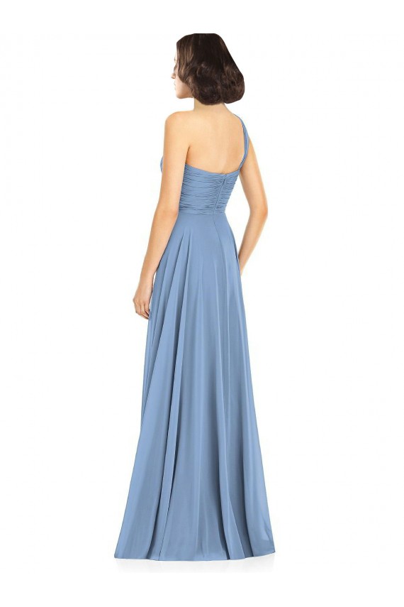 Compre Azul polvoriento línea A Un Hombre Gasa Largo Vestidos de dama de honor
