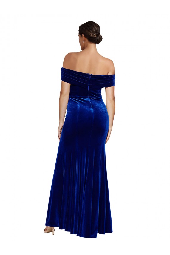 Compre Azul real Sirena Hombros Descubiertos Terciopelo Elástico Largo Formales Vestidos de dama de honor / Vestidos de fiesta