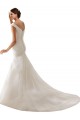 Compre Blanco Cubierta Hombros Descubiertos Cola capilla Tul Vestidos de novia