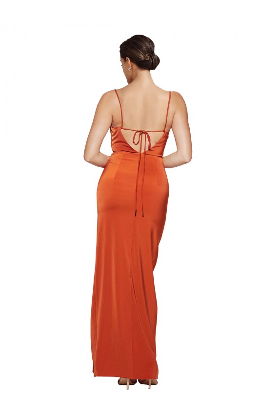 Compre Rust Cubierta Tirantes espagueti Barrer tren Satén elástico Largo Formales Vestidos de dama de honor / Vestidos de fiesta