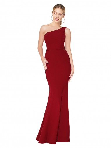 Compre Borgoña Sirena Un Hombre Cuello Alto Crepé Elástico Largo Formales Vestidos de dama de honor / Vestidos de fiesta