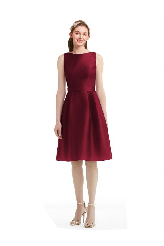 Compre Borgoña línea A Barco Satén Corto Vestidos de dama de honor / Vestidos de cóctel / Vestidos para homecoming