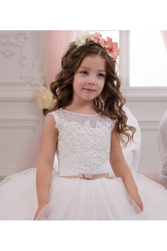 Compre Marfil Barco Cola capilla Tul Encaje Largo vestidos de niña de las flores