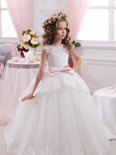 Compre Marfil Cuello de Corazón Cola capilla Tul Encaje Largo vestidos de niña de las flores