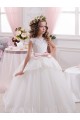 Compre Marfil Cuello de Corazón Cola capilla Tul Encaje Largo vestidos de niña de las flores