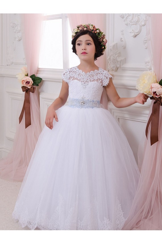 Compre Marfil Cuello de Corazón Cola capilla Tul Encaje Largo vestidos de niña de las flores