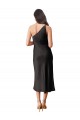 Compre Negro Cubierta Un Hombre Midi Satén elástico Corto Formales Vestidos de dama de honor / Vestidos de fiesta / Vestidos de cóctel