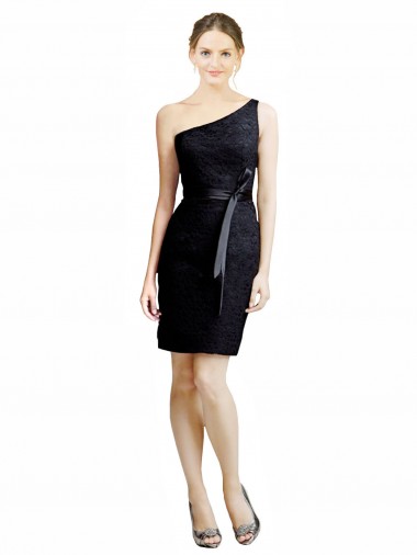 Compre Negro línea A Un Hombre Encaje Corto Vestidos de dama de honor / Vestidos de cóctel
