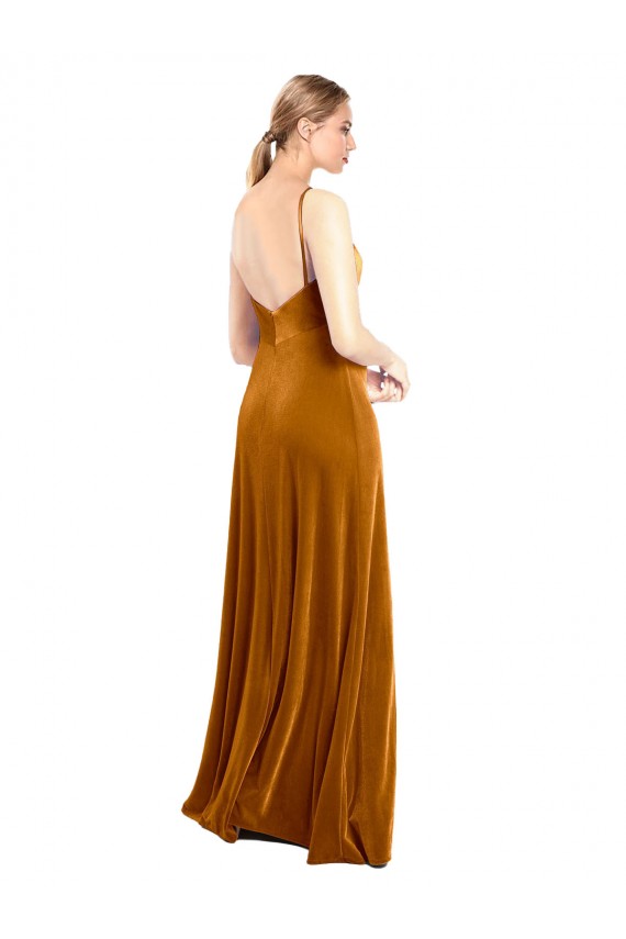 Compre Oro línea A Tirantes espagueti Terciopelo Elástico Largo Vestidos de dama de honor / Vestidos de fiesta