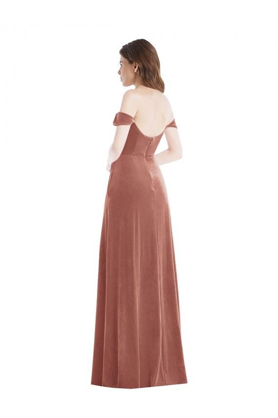 Compre Rosa Canela línea A Hombros Descubiertos Terciopelo Elástico Largo Vestidos de dama de honor / Vestidos de fiesta