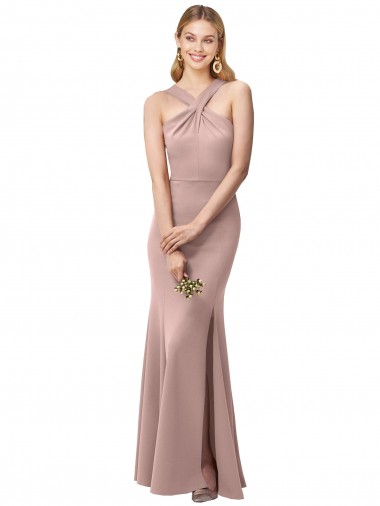 Compre Rosa empolvado Cubierta Halter Cuello Alto Crepé Elástico Largo Vestidos de dama de honor / Vestidos de fiesta