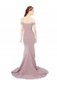 Compre Rosa empolvado Sirena Hombros Descubiertos Barrer tren Crepé Elástico Largo Formales Vestidos de dama de honor / Vestidos de fiesta