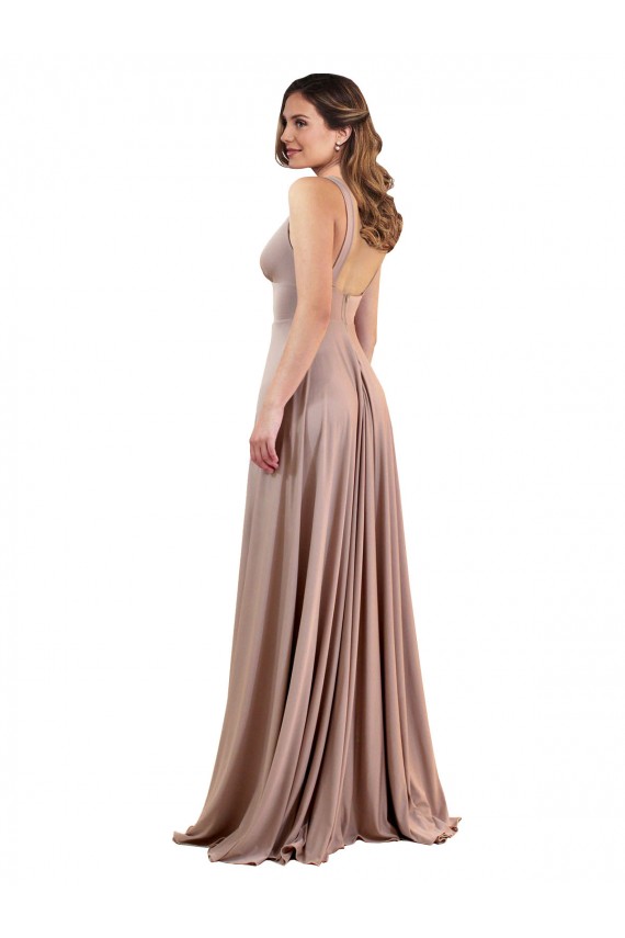 Compre Rosa empolvado línea A Cuello en V Spandex Largo Formales Vestidos de dama de honor / Vestidos de fiesta