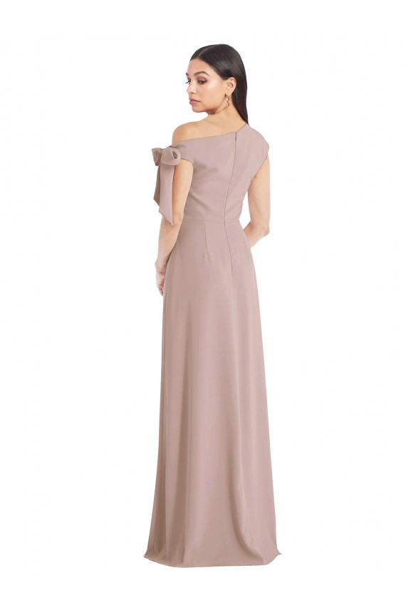 Compre Rosa empolvado línea A Hombros Descubiertos Crepé Elástico Largo Formales Vestidos de dama de honor / Vestidos de fiesta