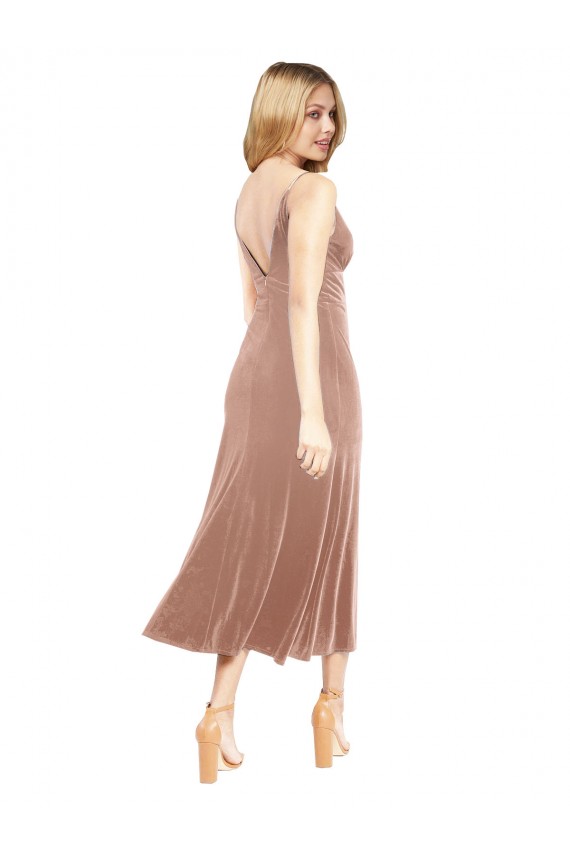 Compre Rosa línea A Cuello en V Midi Terciopelo Elástico Corto Vestidos de dama de honor / Vestidos de fiesta / Vestidos de cóctel