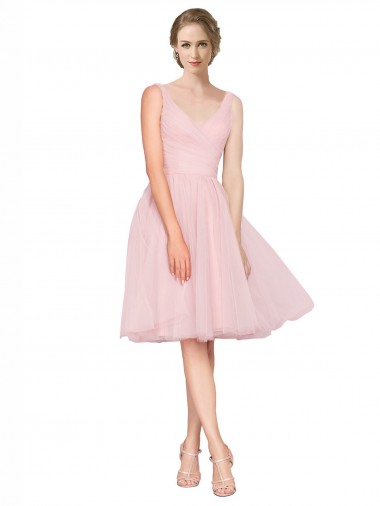 Compre Rosa línea A Cuello en V Tul Corto Vestidos de dama de honor / Vestidos de cóctel / Vestidos para homecoming