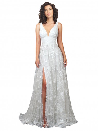 Compre línea A Cuello en V Cola capilla Encaje Vestidos de novia