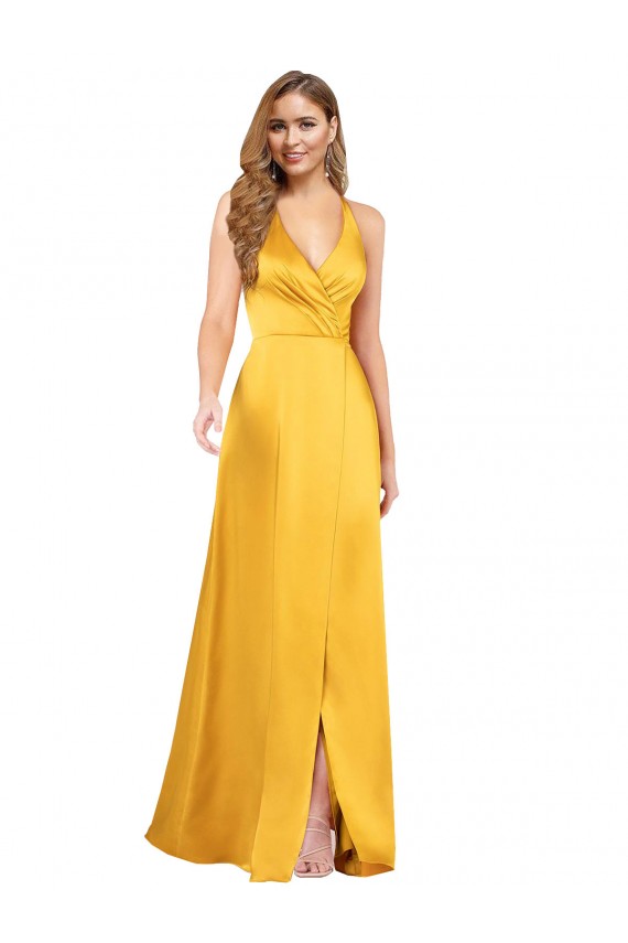 Compre línea A Cuello en V Satén sedoso Largo Asimétrico Formales Vestidos de dama de honor / Vestidos de fiesta